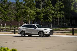 Toyota Venza Hybrid XLE 2020 года 